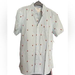 American NWT Threads Men’s Short Sleeve Button Down Shirt